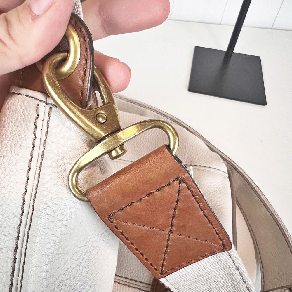 Vintage Fossil Crossbody White Textured Leather Multi Pocket Adjustable Strap - Picture 14 of 15